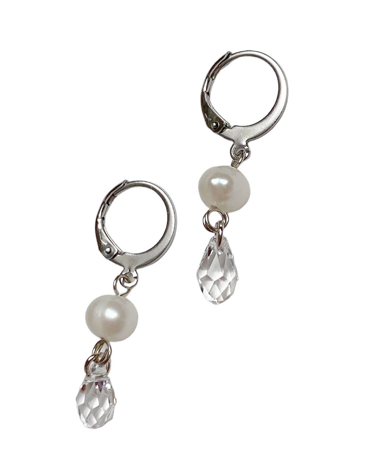 Gracie Rose Designs - Vente Boucles d'oreilles pendantes - Boucles d'oreilles Swarovski Minimalist Bride avec perles d'eau douce4