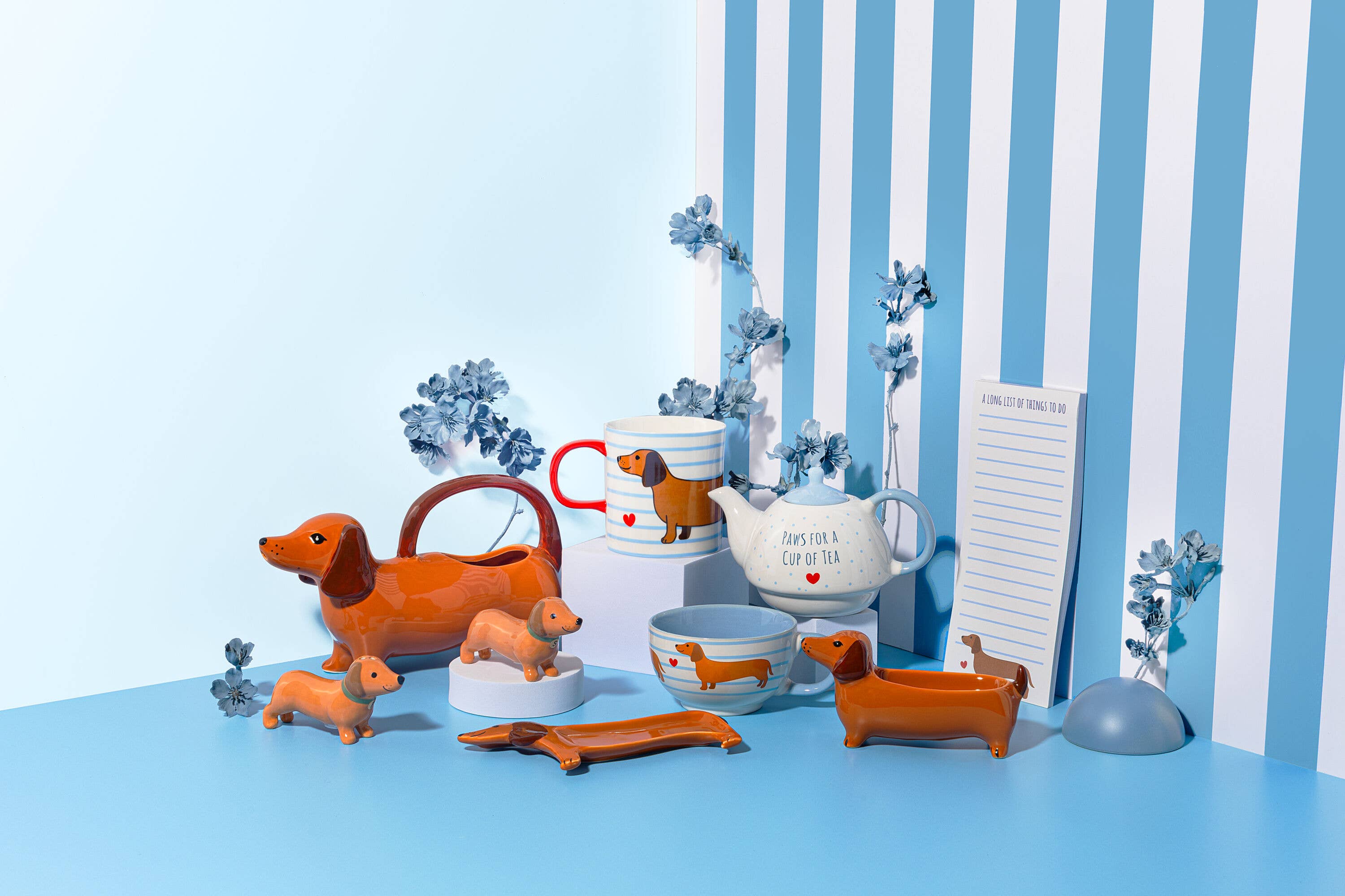 Sass & Belle Europe - Wholesale Watering Can - Sausage Dog Watering Can1