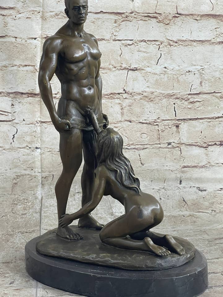 Sculpture Statue Abstraite Érotique en Bronze de Femme & Homme Nus pour la vente par Bronzhaus