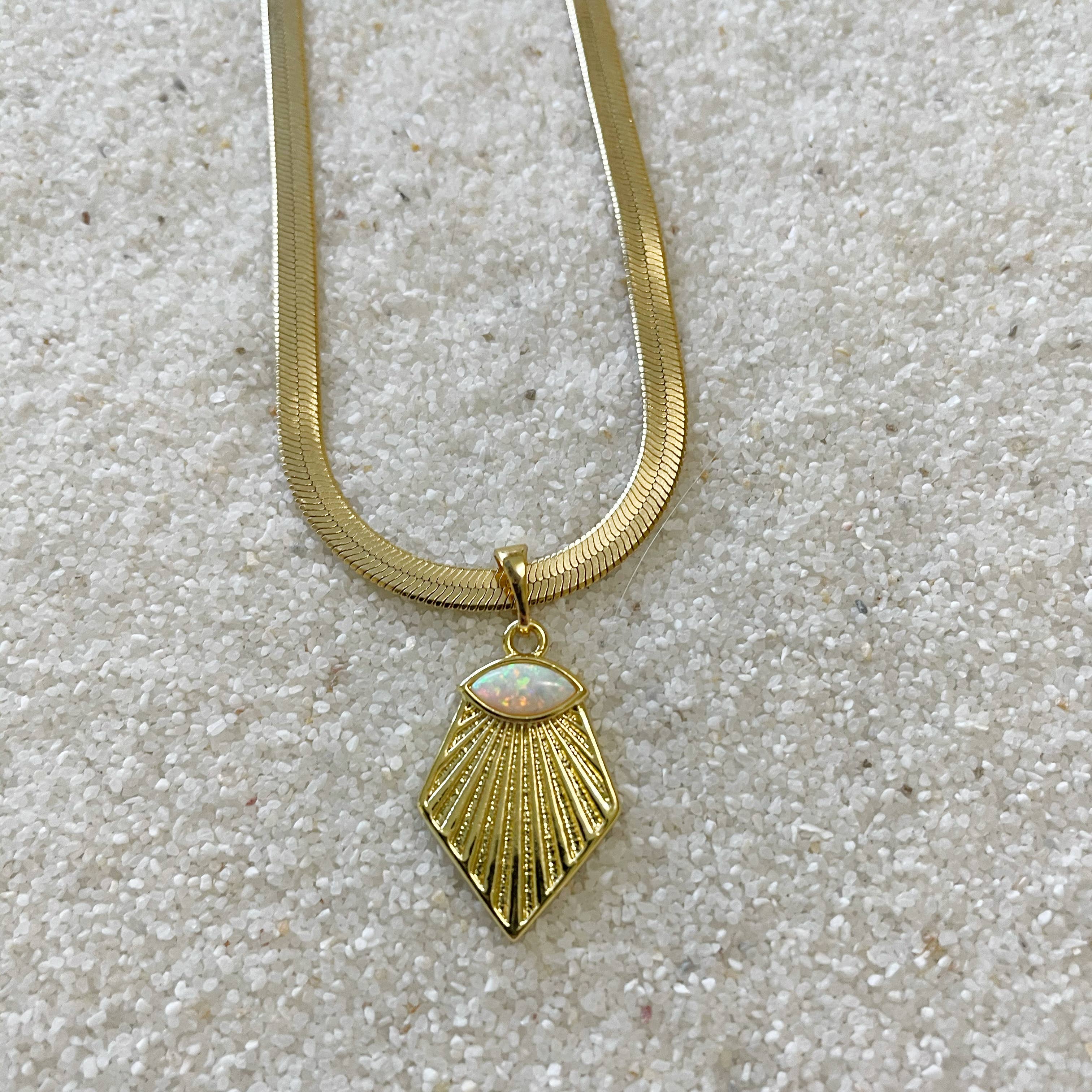 House of Au.ORA - Wholesale Pendant/Charm Necklace - Midnight Herringbone Necklace3