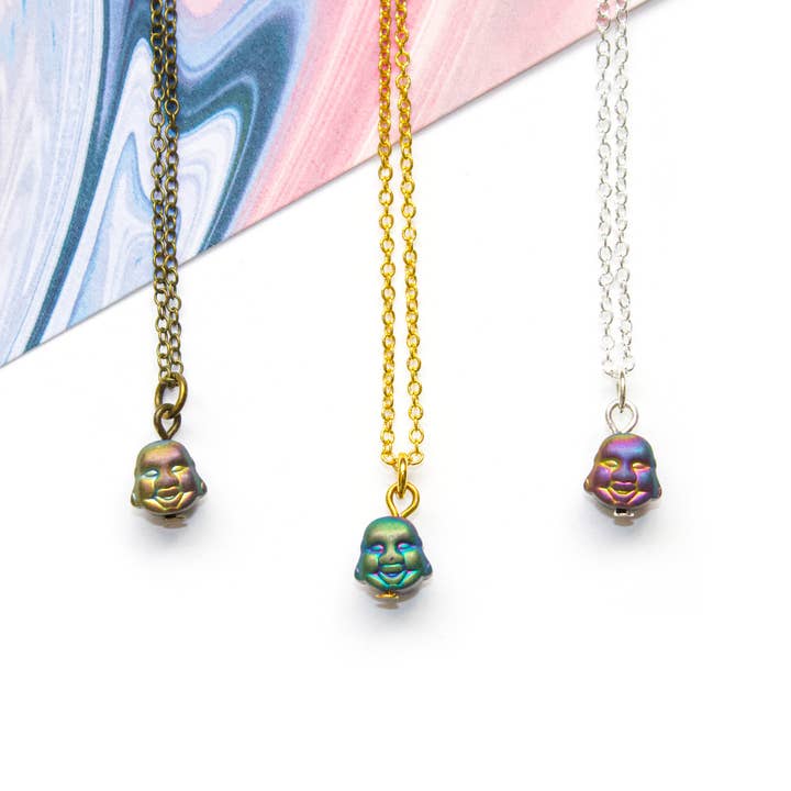 Collar de Buda pequeño, collar de hematita, joyería espiritual para venta al por mayor de All the Tiny Pieces