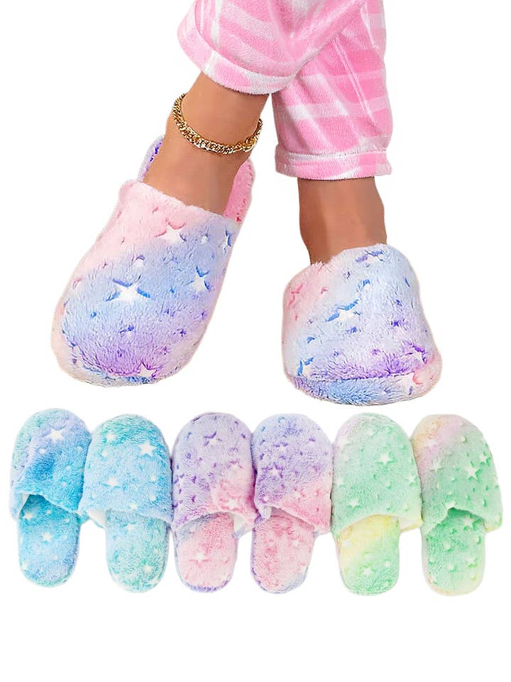 Pantoufles de salon en mousse polaire fuzzy Stars Tie Dye pour la vente par Cap Zone
