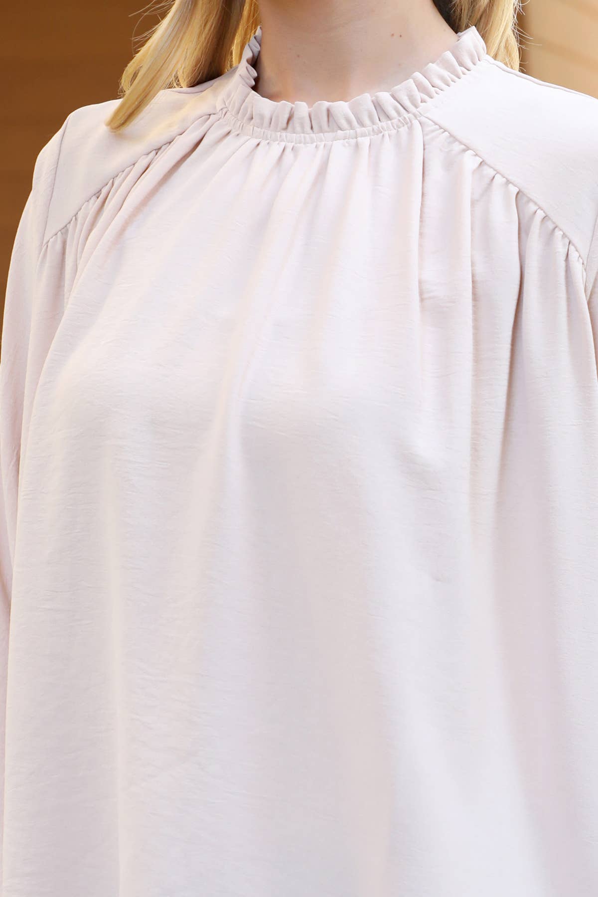 You & Me – Blusa - Mulher por atacado – YMT20087V-PUFF MANGA MESCLA TOP TECIDA DECOTE4