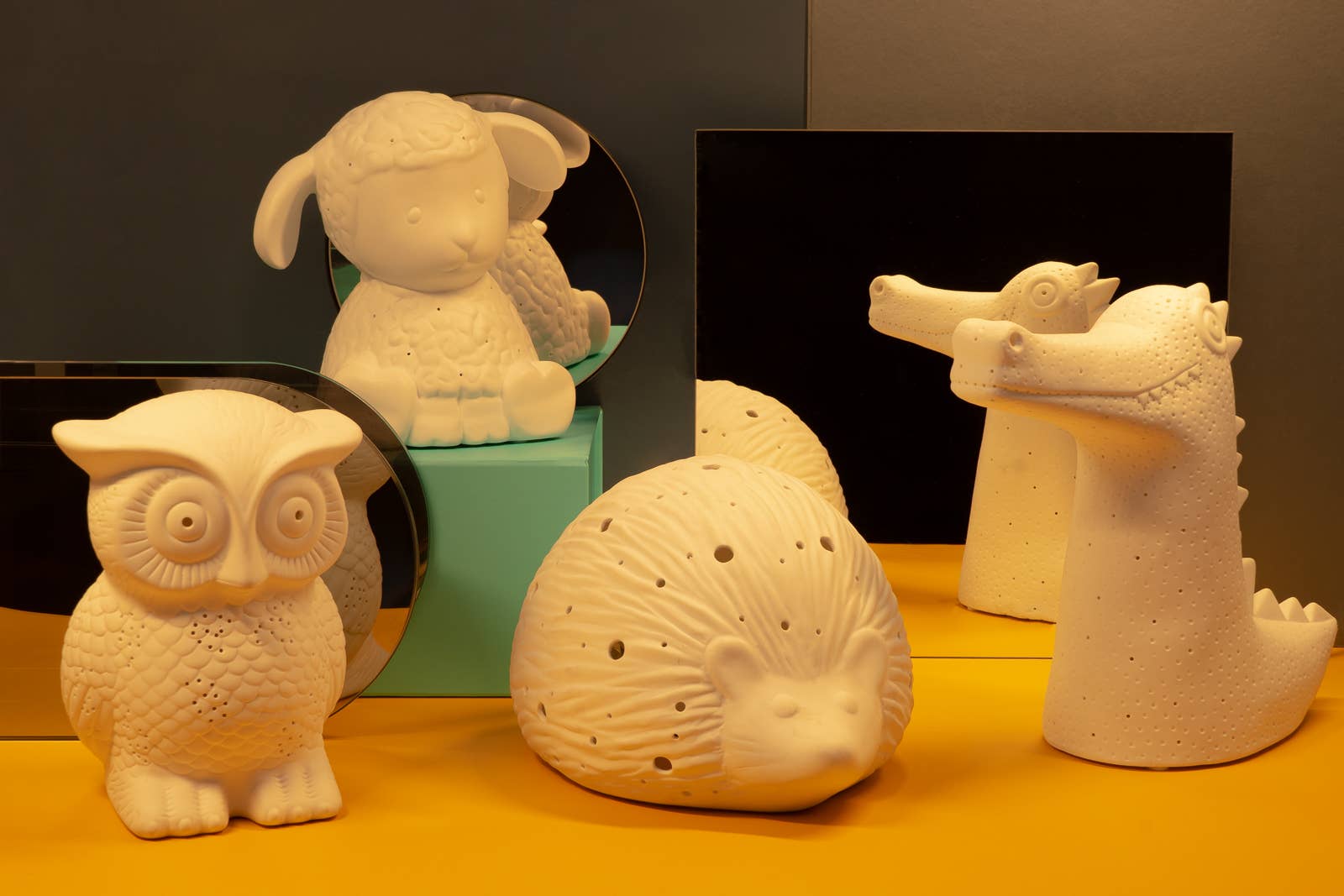 L. GLOW Home – Engroshandel Skrivebordslampe – Porcelænslampe -Krokodille1