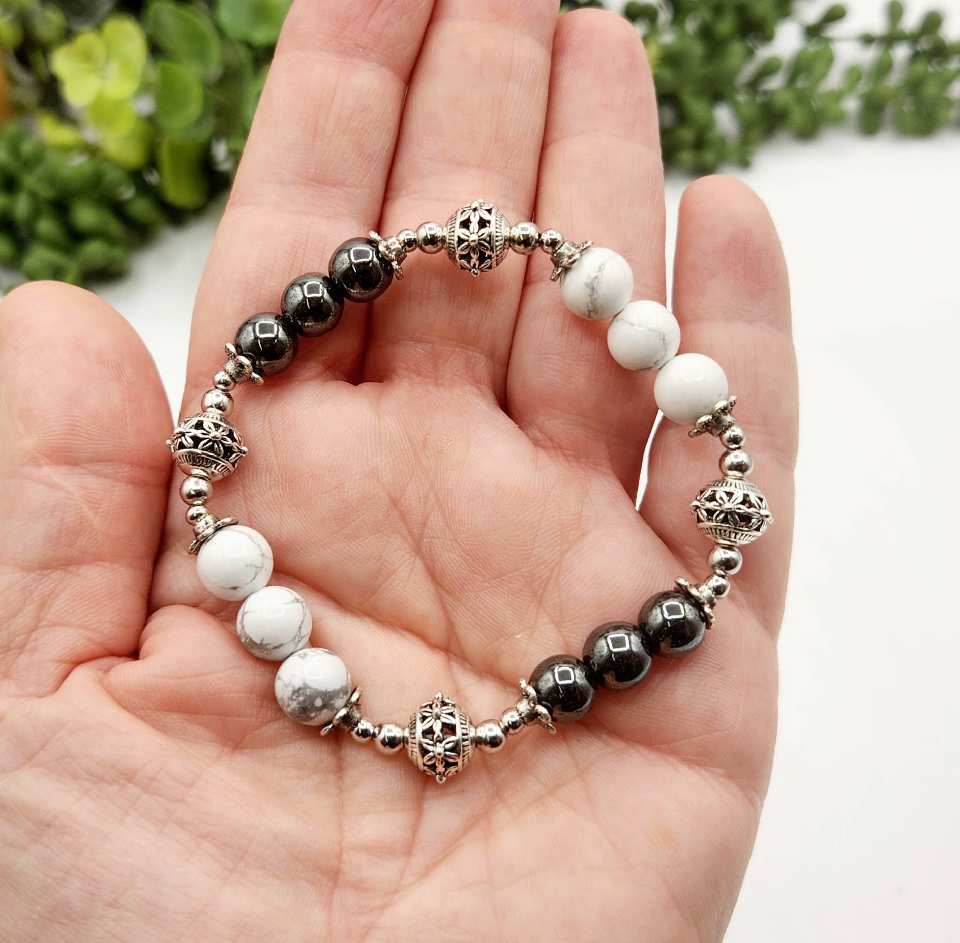 Meraki Gemstones - Wholesale Beaded Bracelet - CALMNESS/GROUNDING - White Howlite & Hematite Bracelet-7.5"L5