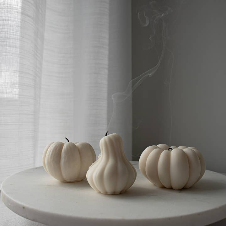 Glowing Harmony Candle Co - Vendita all'ingrosso Candele regalo - Candela di soia a forma di zucca, decorazione autunnale con candela a forma di zucca6