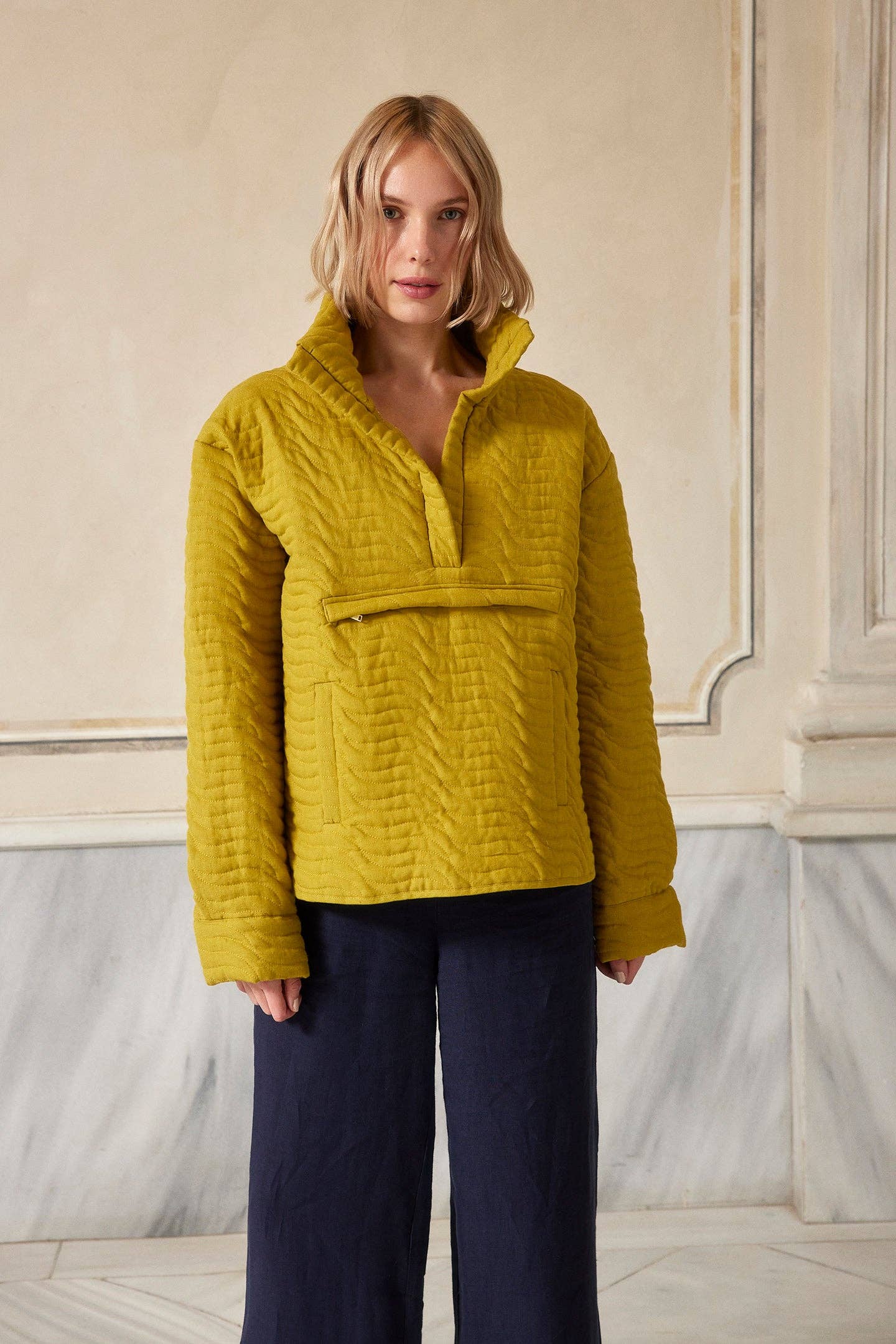 Dor Raw Luxury - Wholesale Sweatshirt - Dames - Toekomstbestendig gewatteerd sweatshirt4