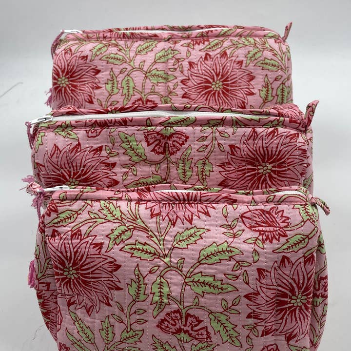 Funky Yak Ltd – wholesale Make-up/cosmetic bag – 100% cotton quilted washbag set of 3 small medium n large 3