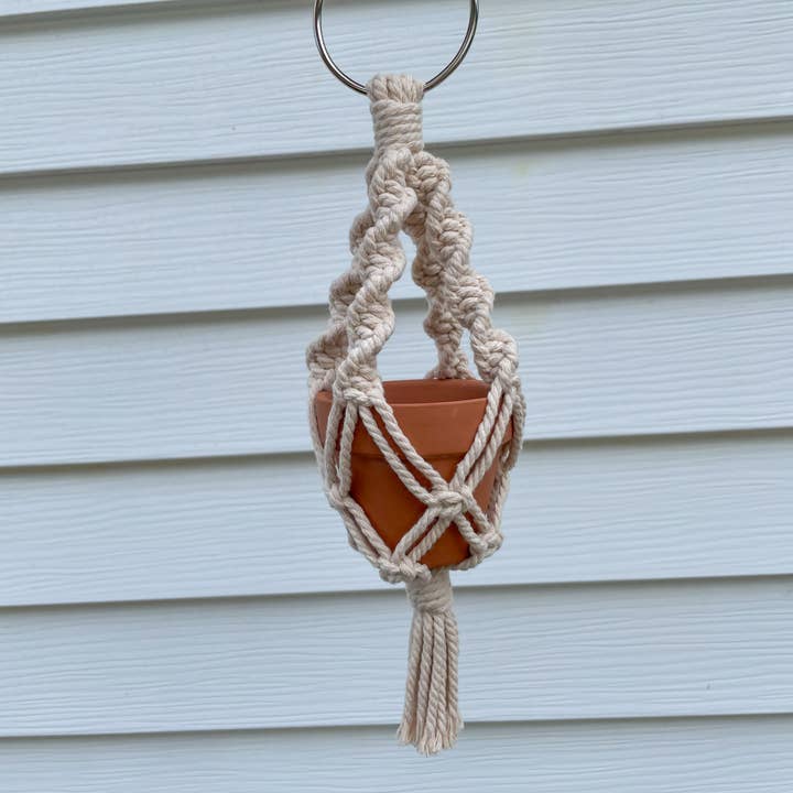 Knotty Mama Studios - Wholesale Hanging Planter - Mini Plant Hanger