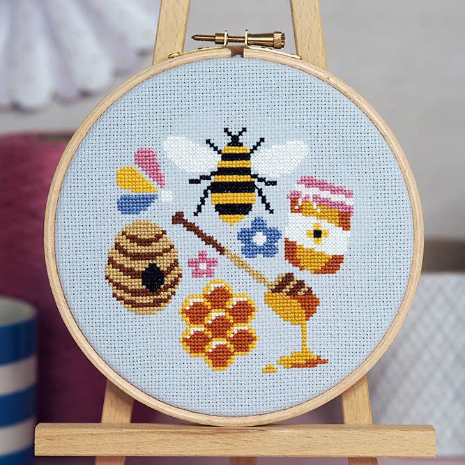 Oh Beehive - Korsstygn Kit för wholesale av Caterpillar Cross Stitch