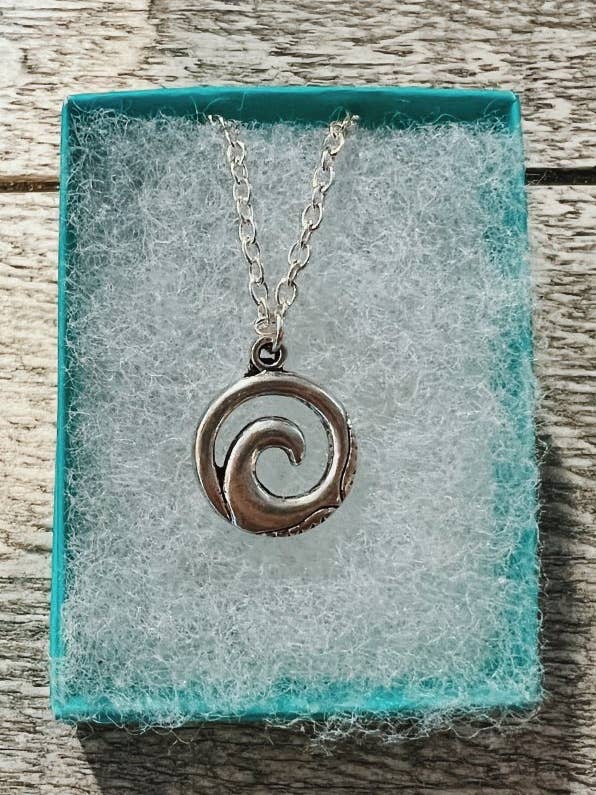 Collier Vague Argent pour la vente par Coastal Collective