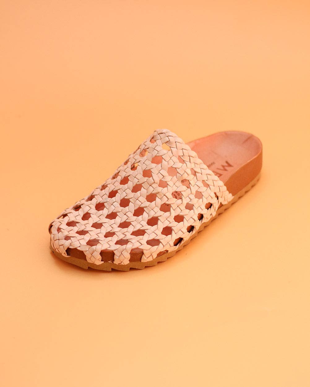 Mexas EU - Wholesale Mules - Women's - PUEBLA - Woven light brown leather mule with bio sole1