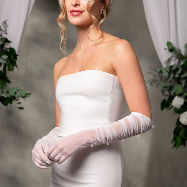 Carissa | Bridal Tulle Opera Glove for wholesale by Cornelia James