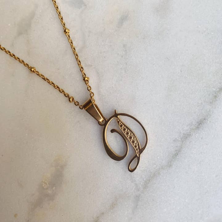 LOOSE VINTAGE LETTER NECKLACE A-Z GOLD voor wholesale door ROCKY ROSA