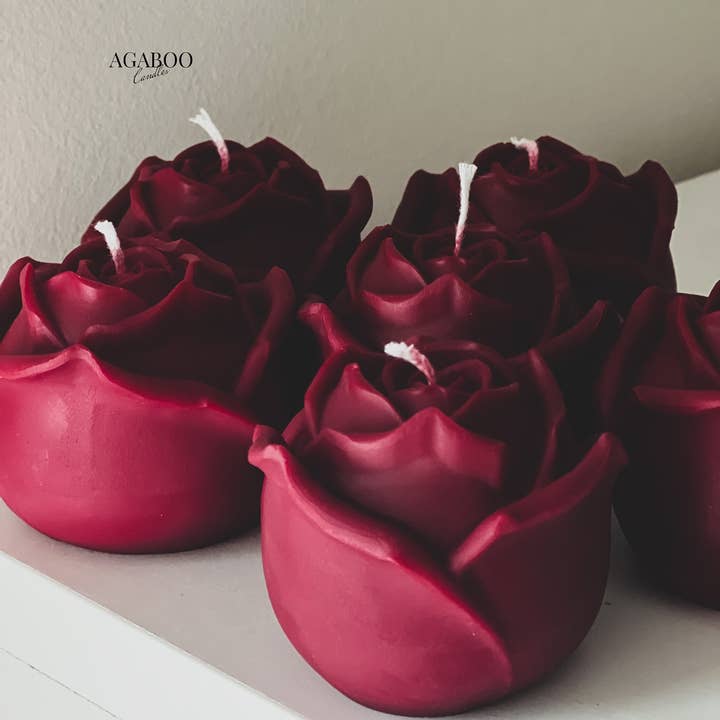 Luxurious Rose Petal Candle 2x2.5in - Flowers for wholesale by Agaboo Candle