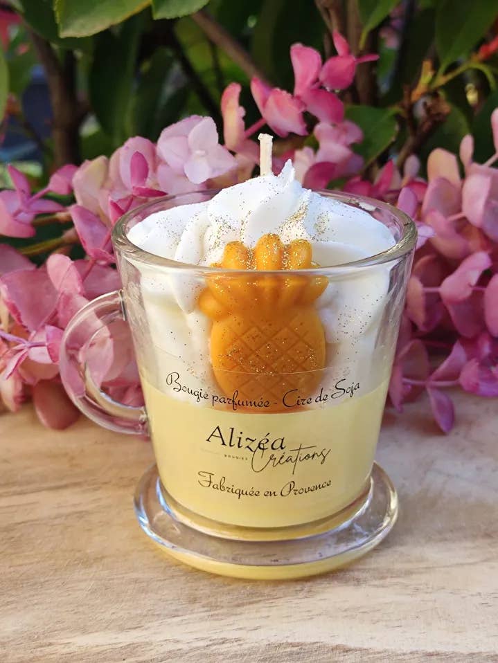 Kerzentasse 160 g Pina Colada für den Großhandel von LES CREATIONS D'ALIZEA
