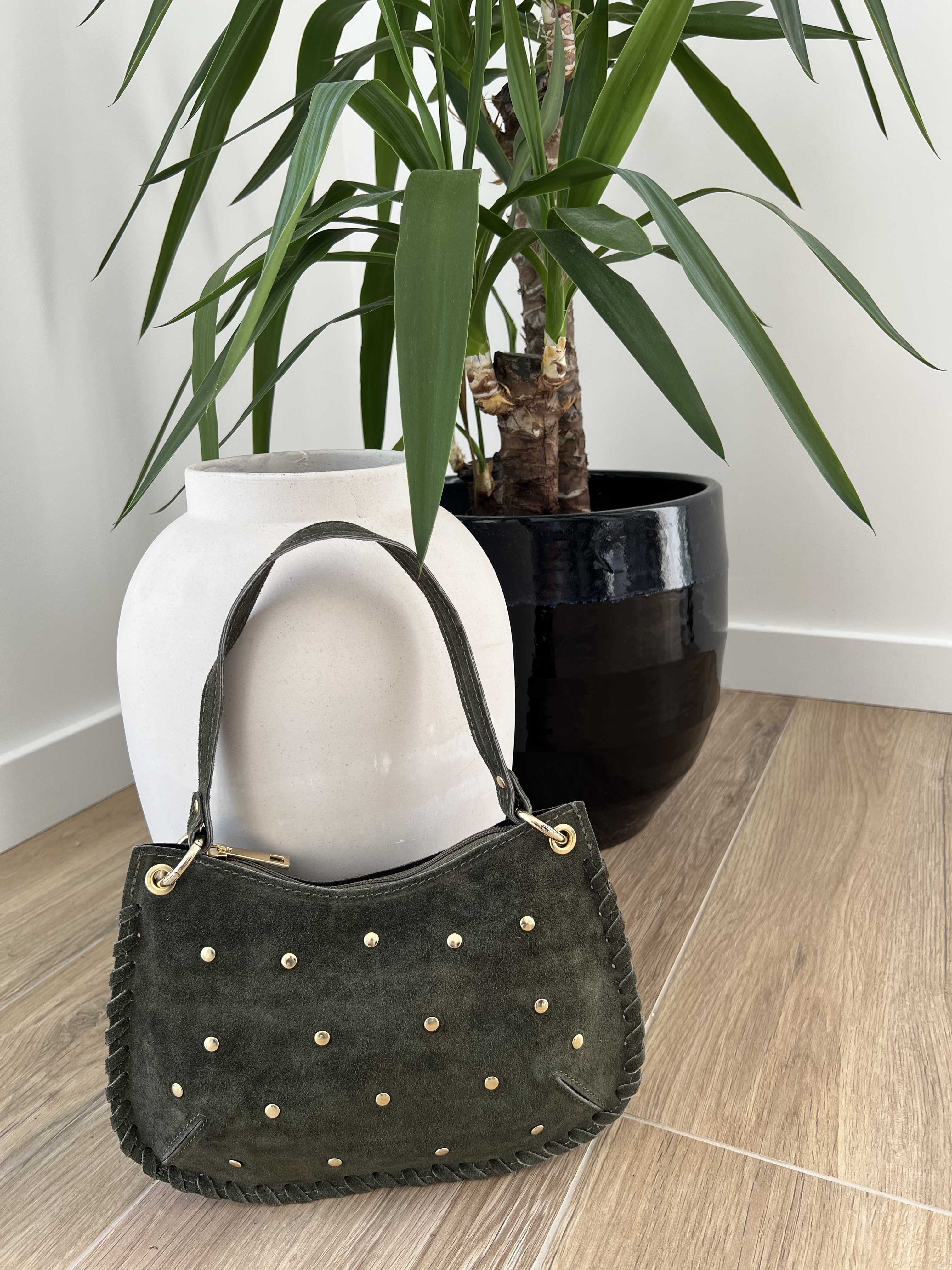 Anais - Vendita all'ingrosso Tracolla - Donna - Borsa a spalla Anna 61001 in pelle scamosciata con borchie1