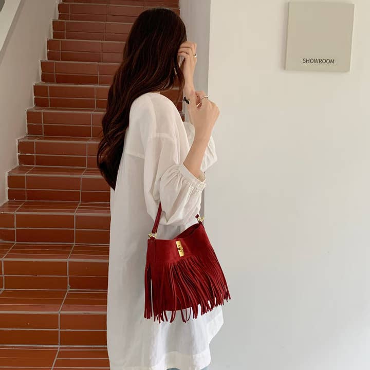 Pretty Persuasions – Engroshandel Crossbodytaske - Dame – P25085 Skindlignende Mikrofiber Læder Crossbody Bucket Taske2