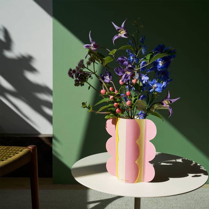 54 Celsius – wholesale Vase – OCTAEVO Mini Paper Vase Riviera Wave, Flower Vase & Card Set1