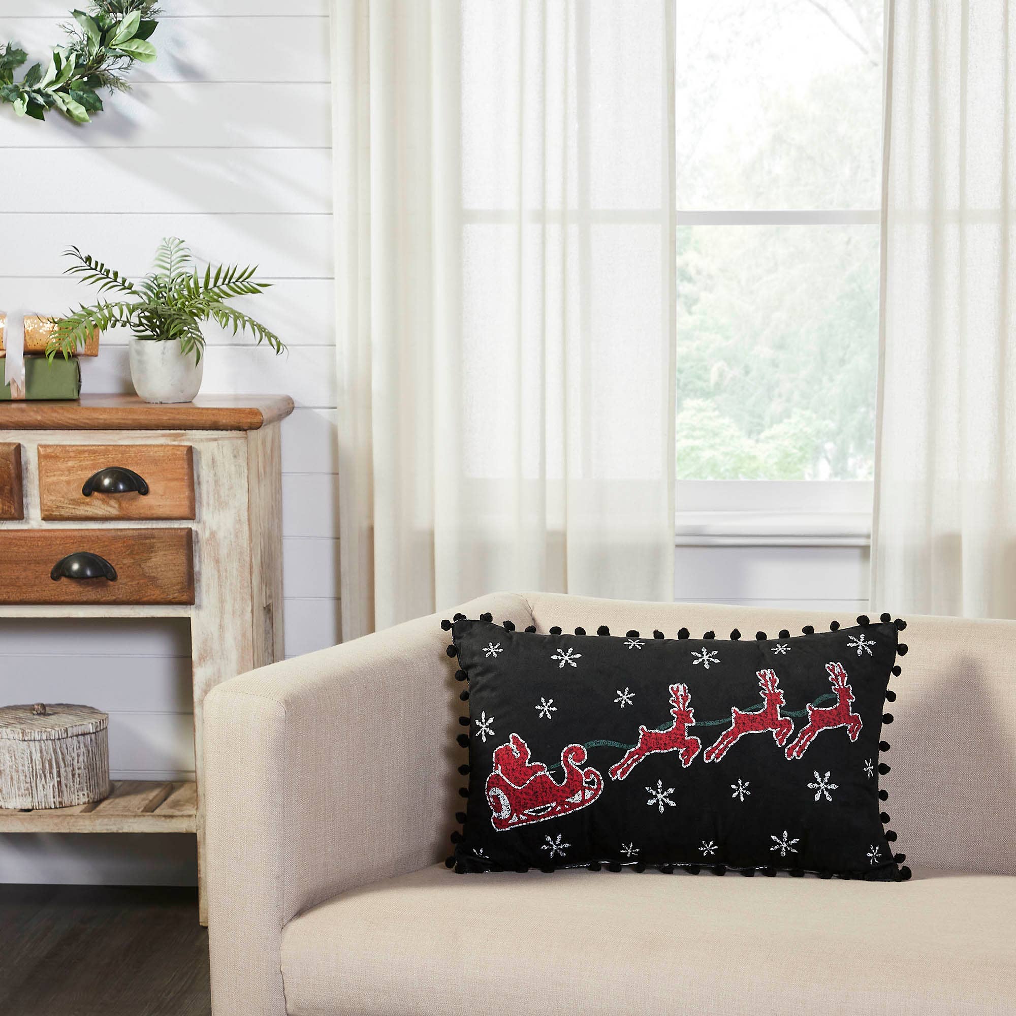 VHC Brands - Wholesale Throw/Decorative Pillow - Annie Black Check Santa Sleigh Pillow 14x220