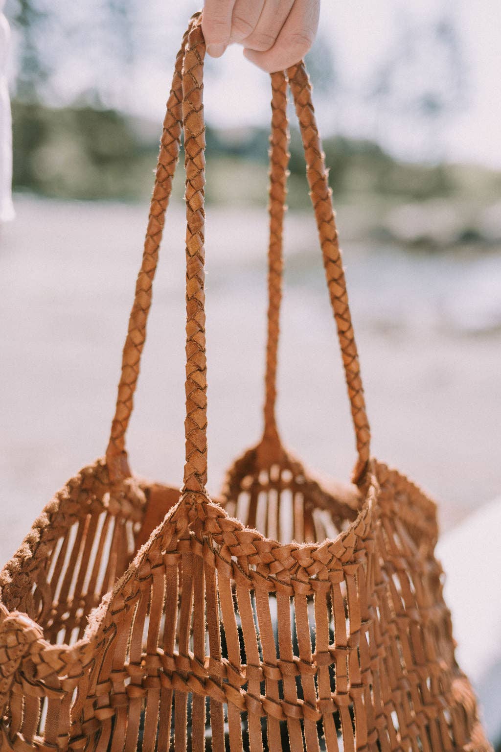 Happy French Gang – wholesale Beach bag – Luni Leather Woven Tan Bag4