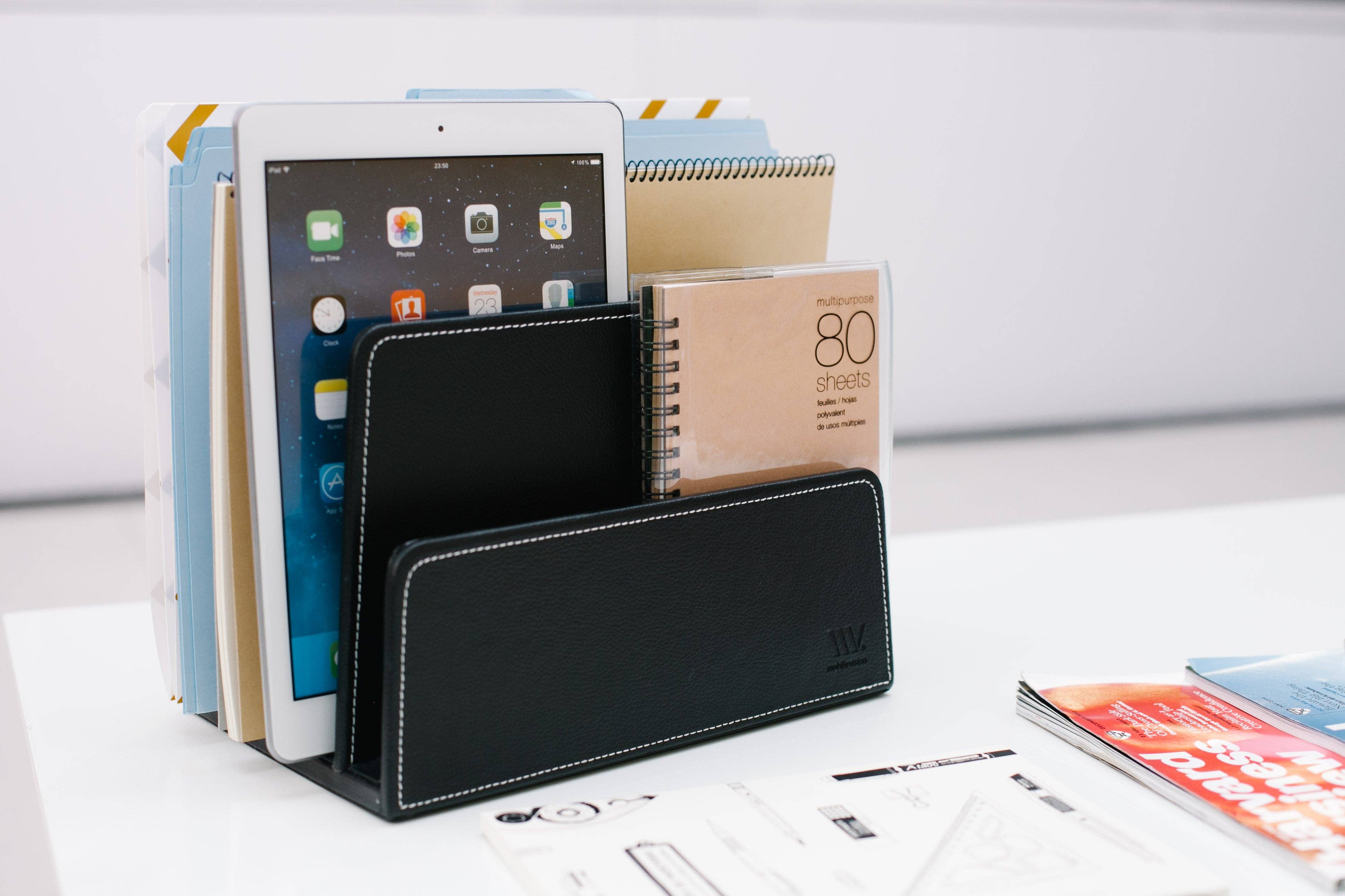 MobileVision - Wholesale Desk organiser - Executive Black 5 Slot Organizer5