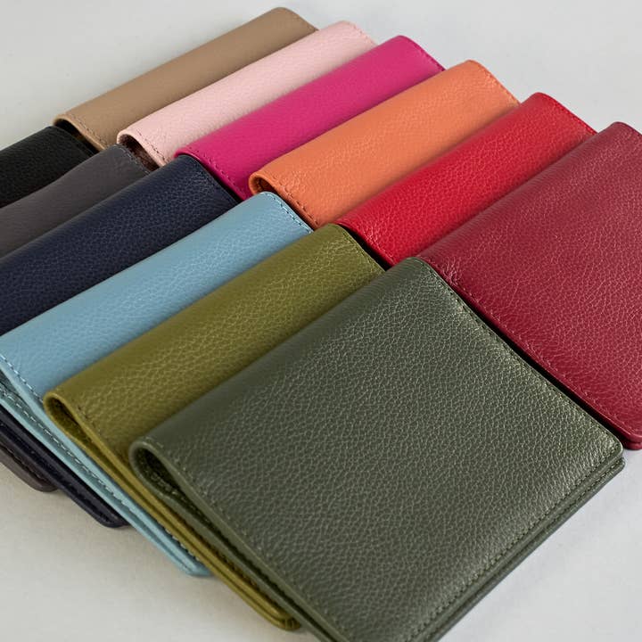 Herzilein-Wien GmbH - Wholesale Passport Case - Women's - Passhülle Leder 8