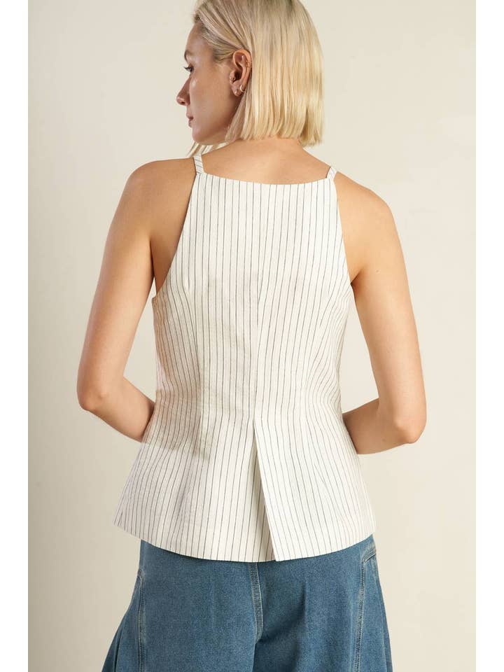 White A woven seersucker top - FJ1183 for wholesale on Faire