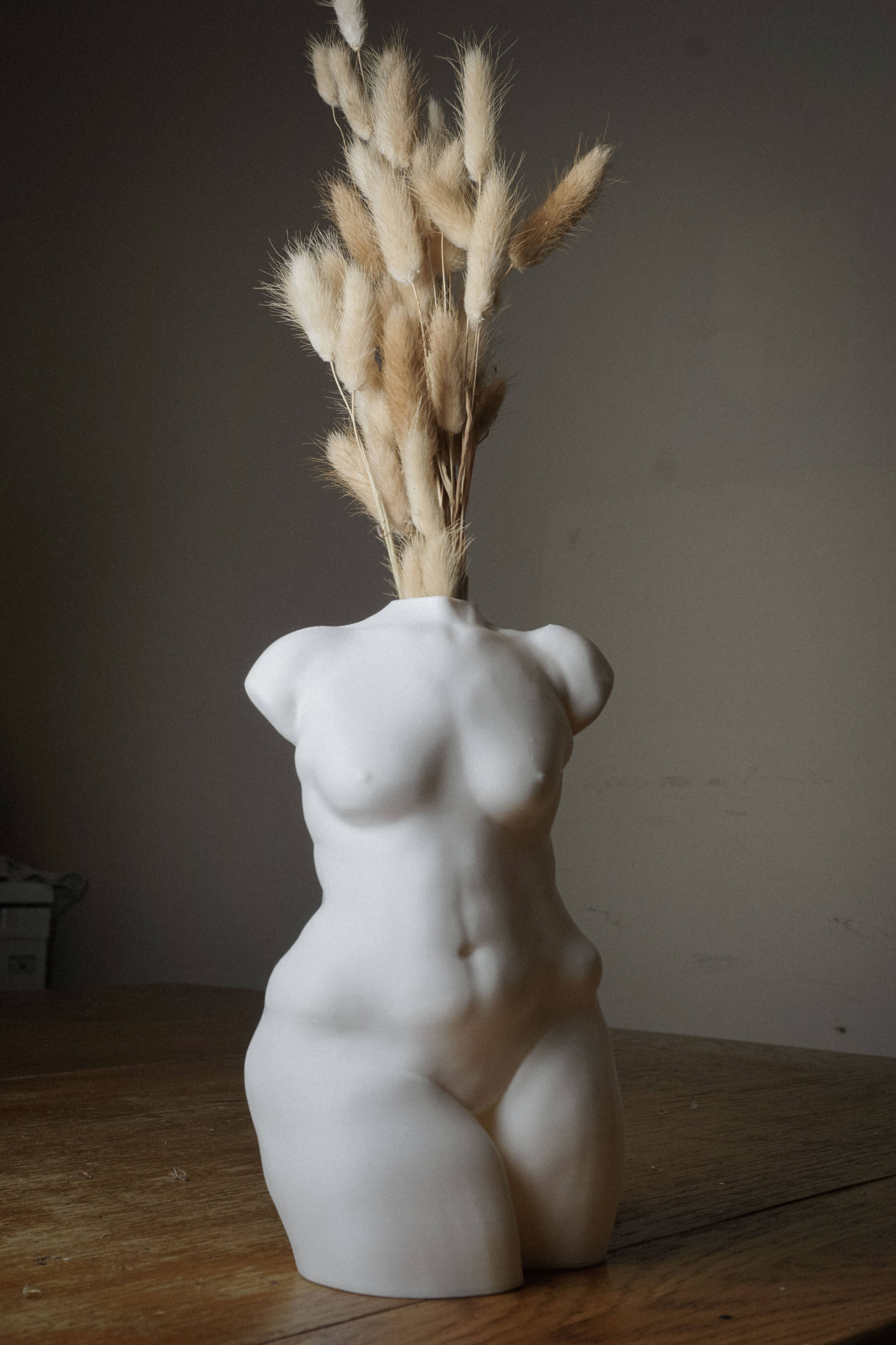 alterly – Engroshandel Vase – Kurvet Kvinde Figur Vase, Kvinde Krop - 3D Trykt, Hvid3