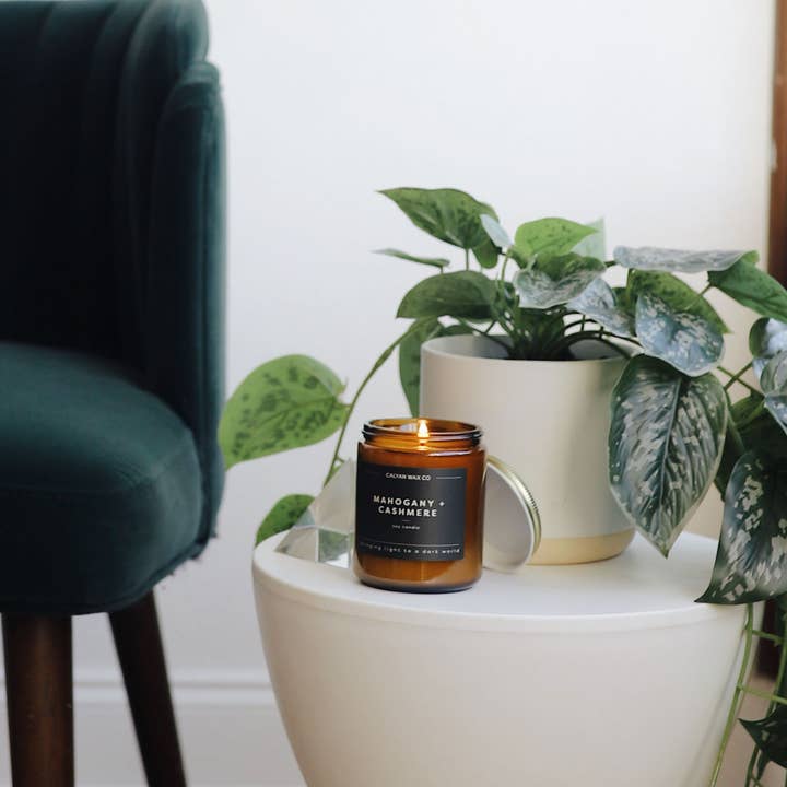 Calyan Wax Co. – wholesale Jar/filled candle – Mahogany + Cashmere - Amber Jar Soy Candle2