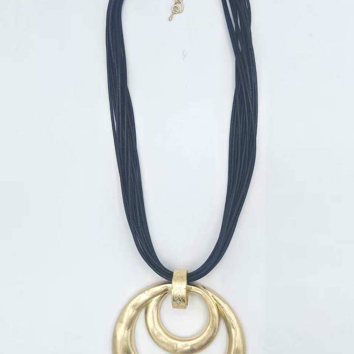 LORIANE CREATION - Wholesale Pendant/Charm Necklace - SHORT NECKLACE ON CORD PENDANT NKE5858-94NY1