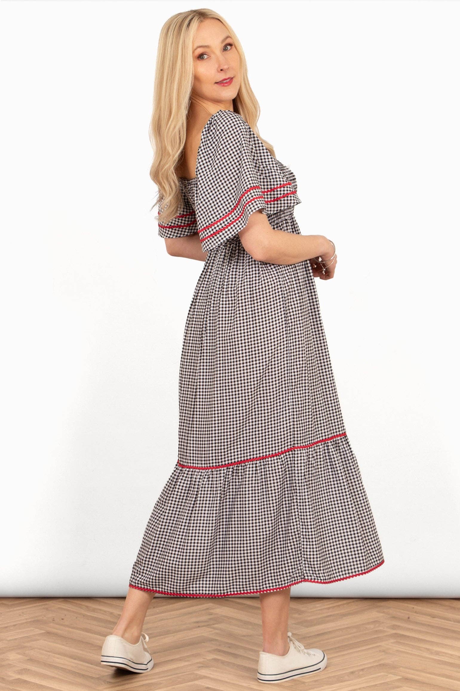 Sarta – Großhandel Kleid – Damen – Briar Milkmaid Maxikleid - Schwarz, Gingham1