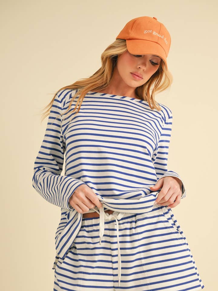 7133FN Jani Shorts pour la vente par AEMI + CO