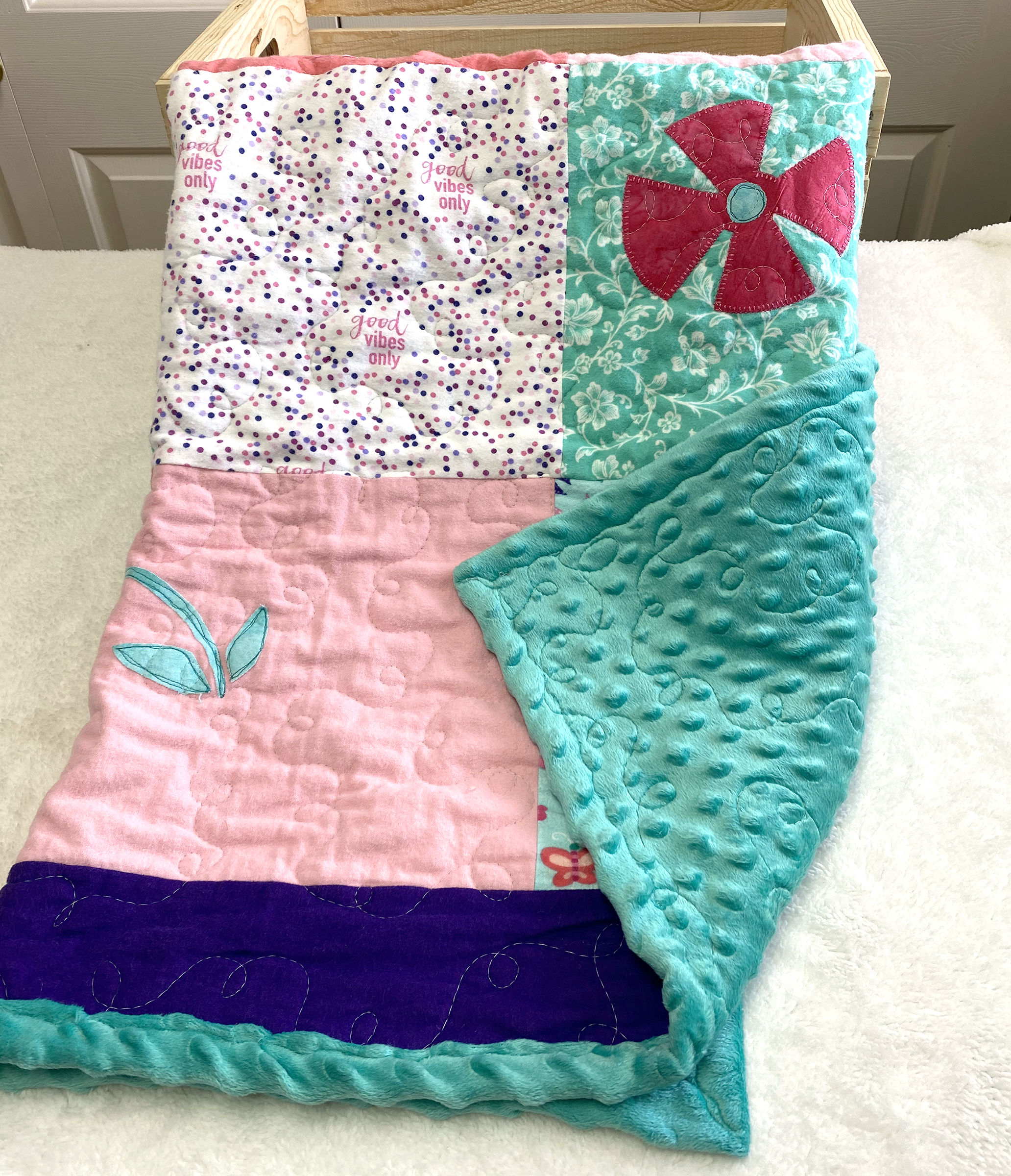 Wetona’s Handmade - Wholesale Quilt - Kids & Baby - Hedgehog Baby Quilt4