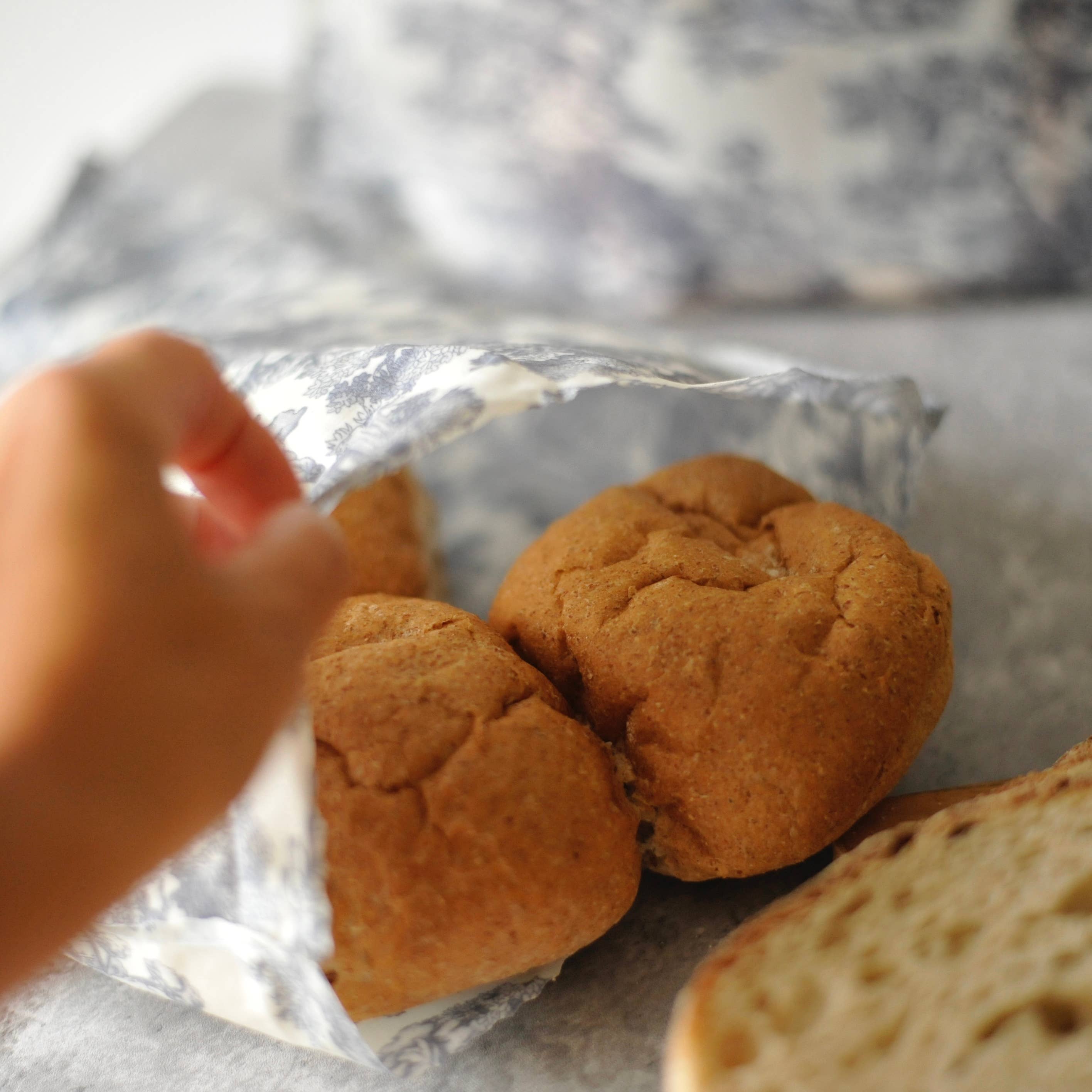 Lou Bees - Vente Sachet de conservation/film alimentaire - Sac à pain en cire d’abeille, léger, en coton pur style vintage7