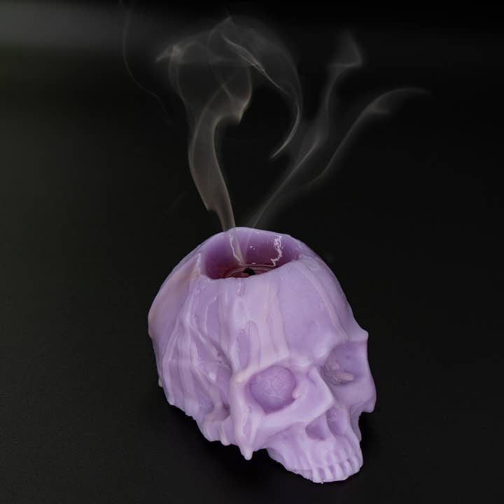 The Wicklow Witch Ltd – wholesale Novelty candle – Pastel Half Skulls2