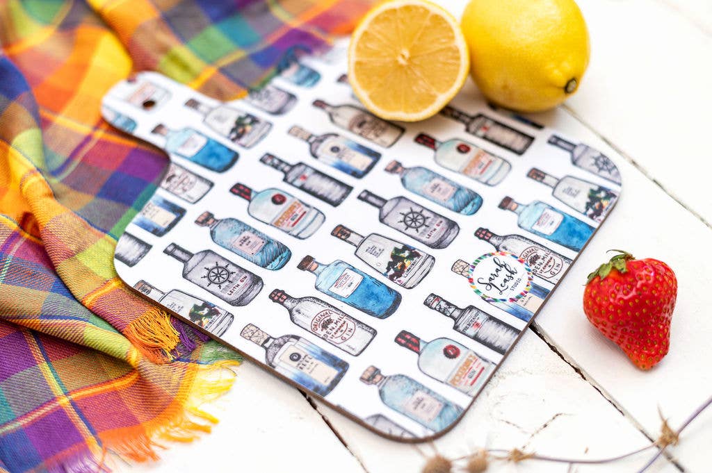 Sarah Leask Studio – wholesale Cutting board – Scottish Gin Mini Chopping Board 3