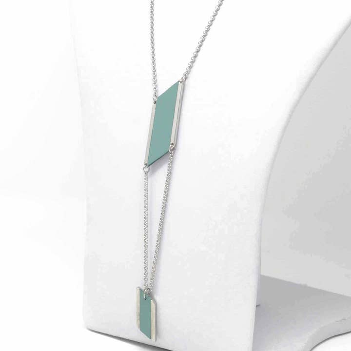 Halskette mit doppeltem Diamantendesign und Ledereinlage, Entenei für den Großhandel von Sobo & Co Jewellery