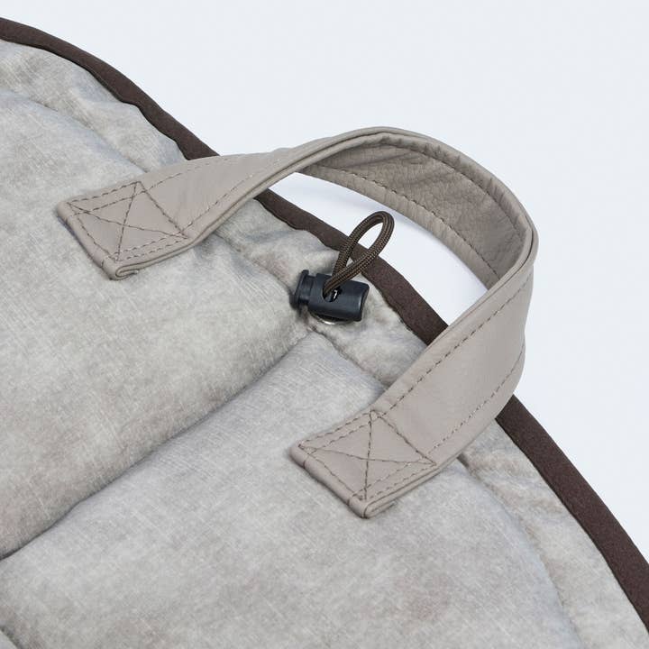 Leopold's Finest for dogs - Wholesale Pet Bed - Dog - Dog Cushion CosyCloud Lynx Look9