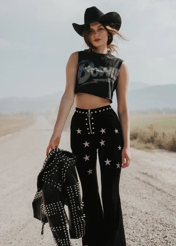 Pretty Attitude Clothing – wholesale Pants – Women's – Black Western Star Velvet Bell Bottoms 70S Flare Pants2