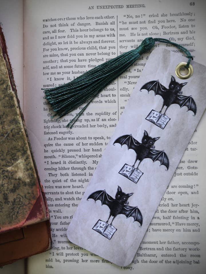 Batty For Books Bladwijzer | Glans | Bats Spooky Witchy Gothic voor wholesale door ScreamPrintShop