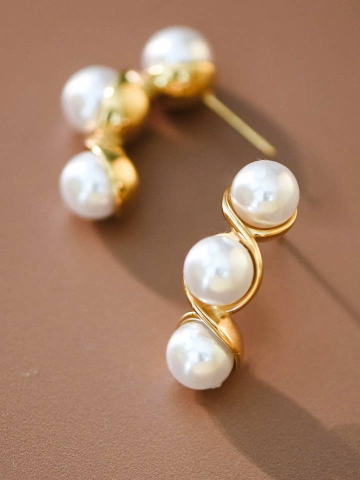 Örhängen i rostfritt stål med 18K guldplätering och vattentät - 7093 för wholesale av Mia Accessories