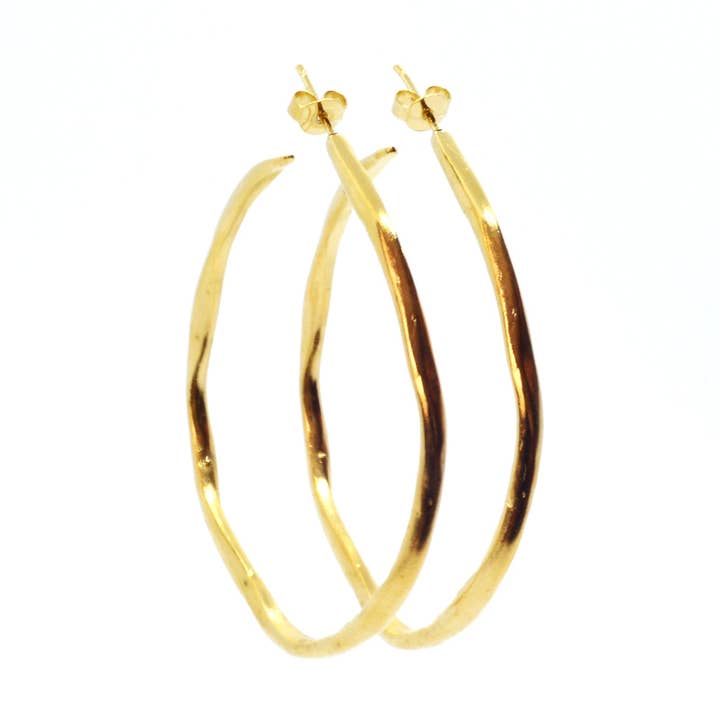 Large organic piles of gold for wholesale by Atelier Clash