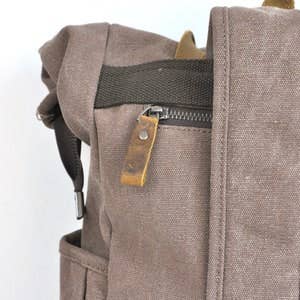 Steraraffia - Wholesale Backpack - Women's - Azraou Canvas Backpack – Vintage Roll Top Rucksack3