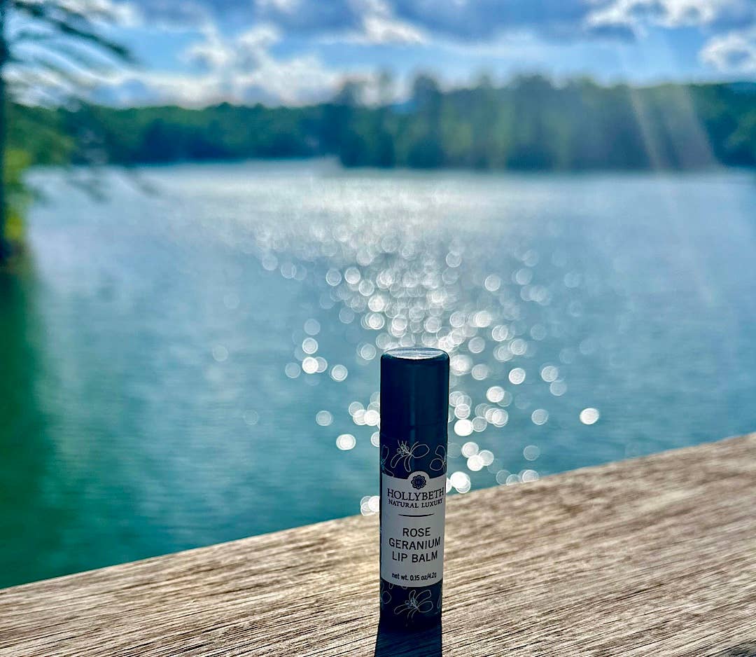 HollyBeth Organics - Vendita all'ingrosso Burro di cacao - Balsamo per labbra al geranio rosa1