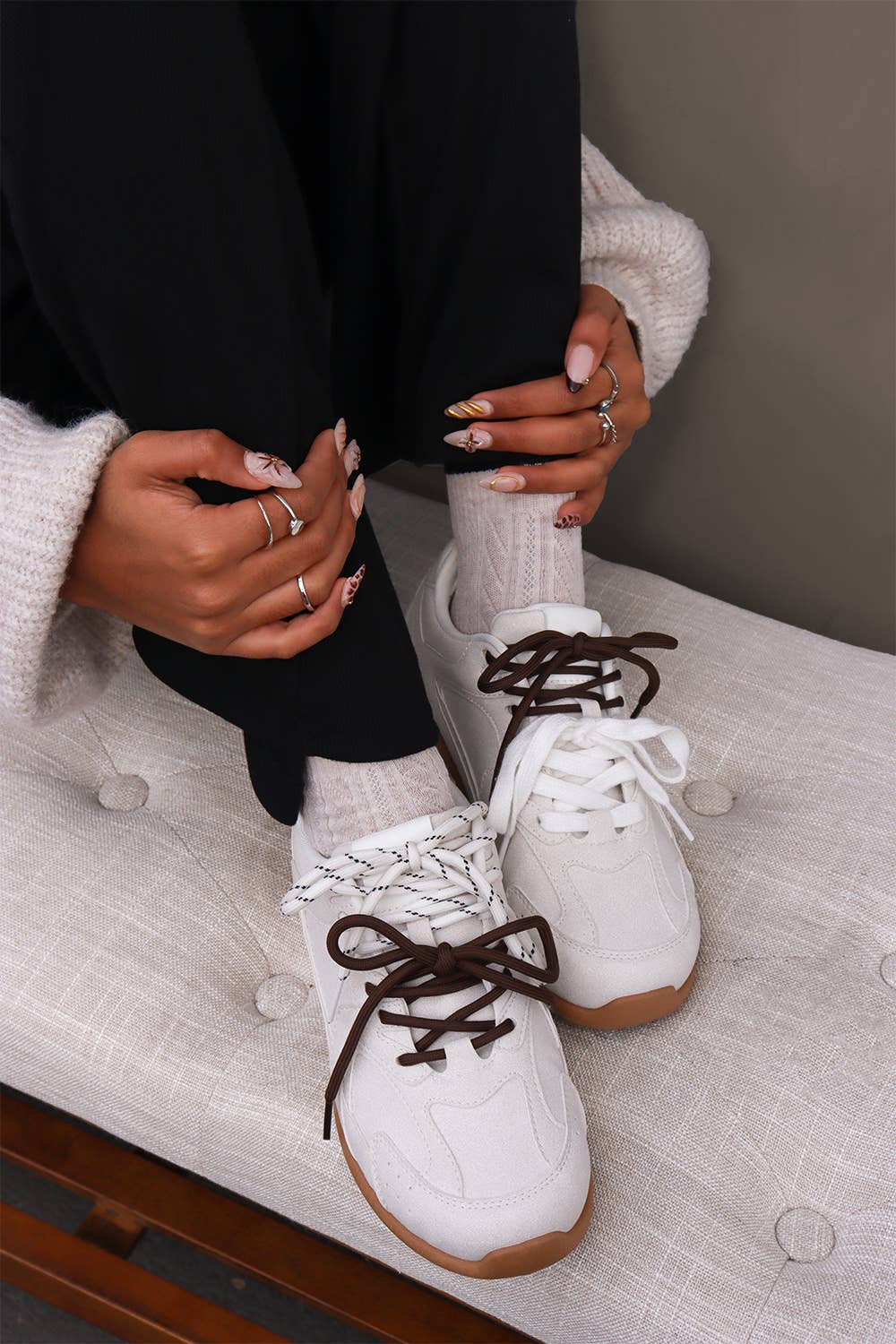 Lemonade Shoes - Wholesale Lifestyle trainers – Women′s - EXTRA MILE - Earth-Tone Chunky Sneakers w/ Contrast Lacing14