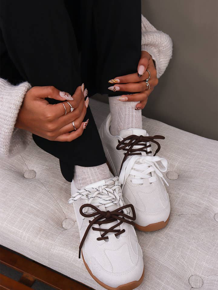 Lemonade Shoes - Wholesale Lifestyle trainers – Women′s - EXTRA MILE - Earth-Tone Chunky Sneakers w/ Contrast Lacing14