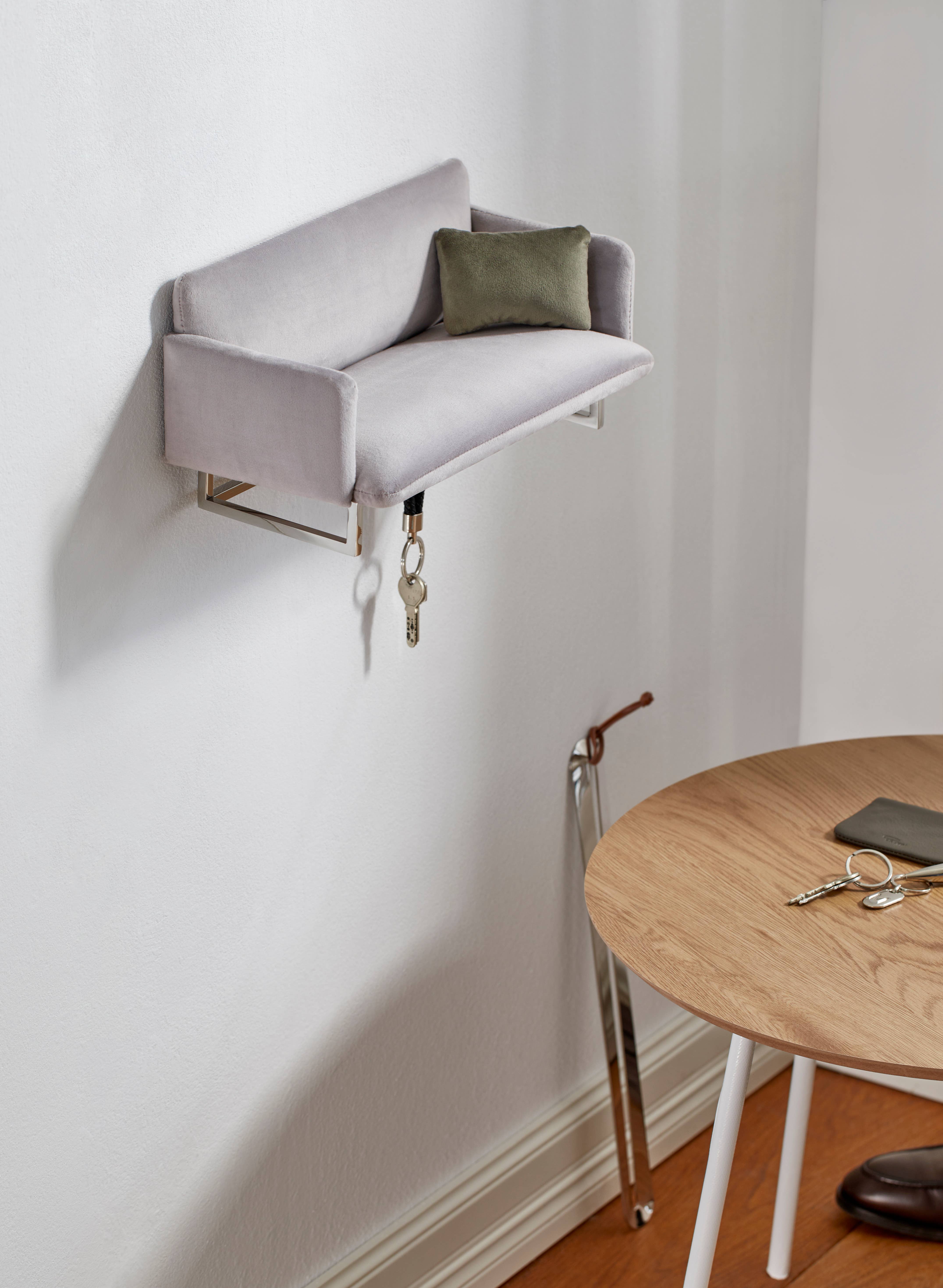 Philippi GmbH – Großhandel Wandregale – Couch mini wardrobe