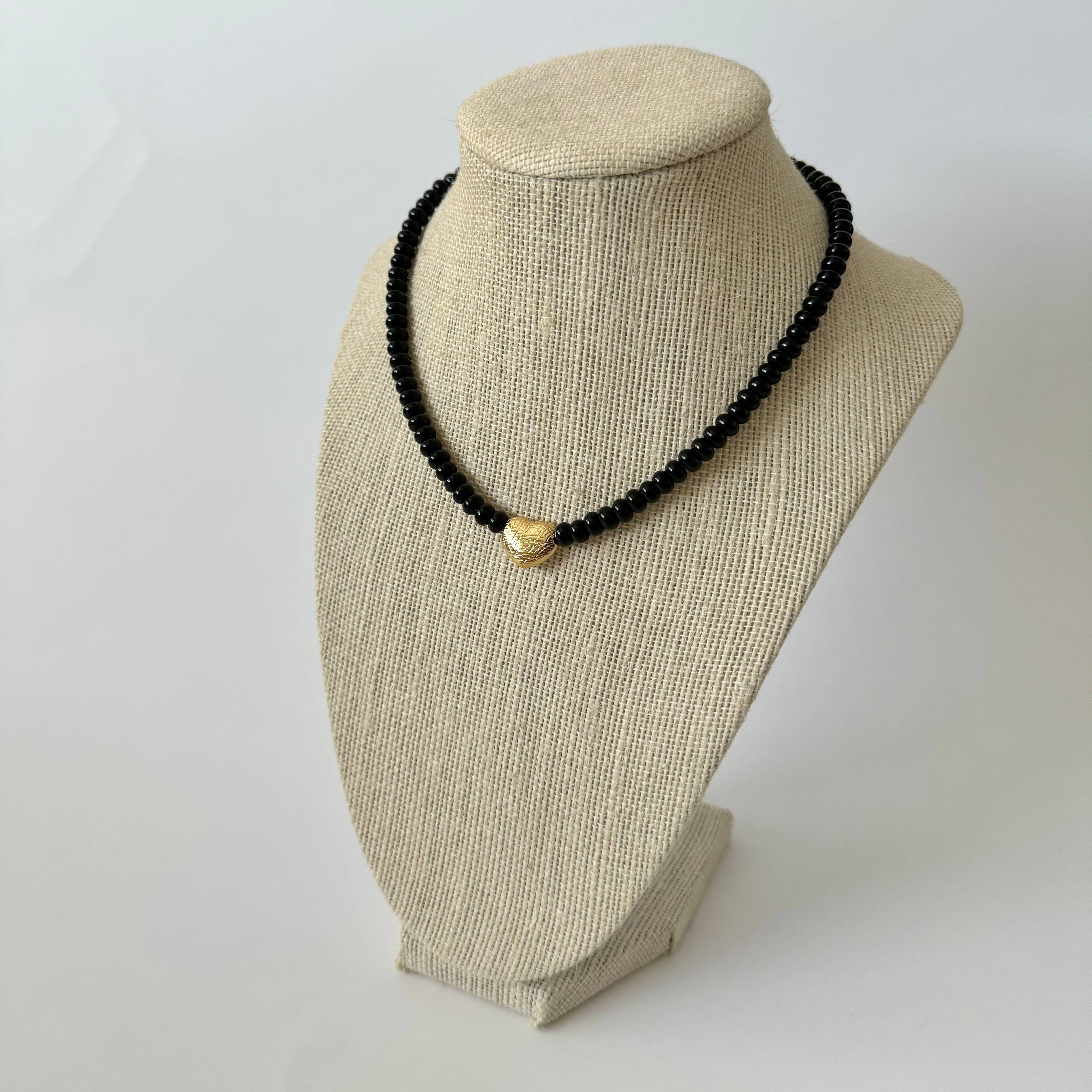 Namaste Jewelry - Wholesale Beaded/Pearl Necklace - Maira Beaded Necklace- Gold1