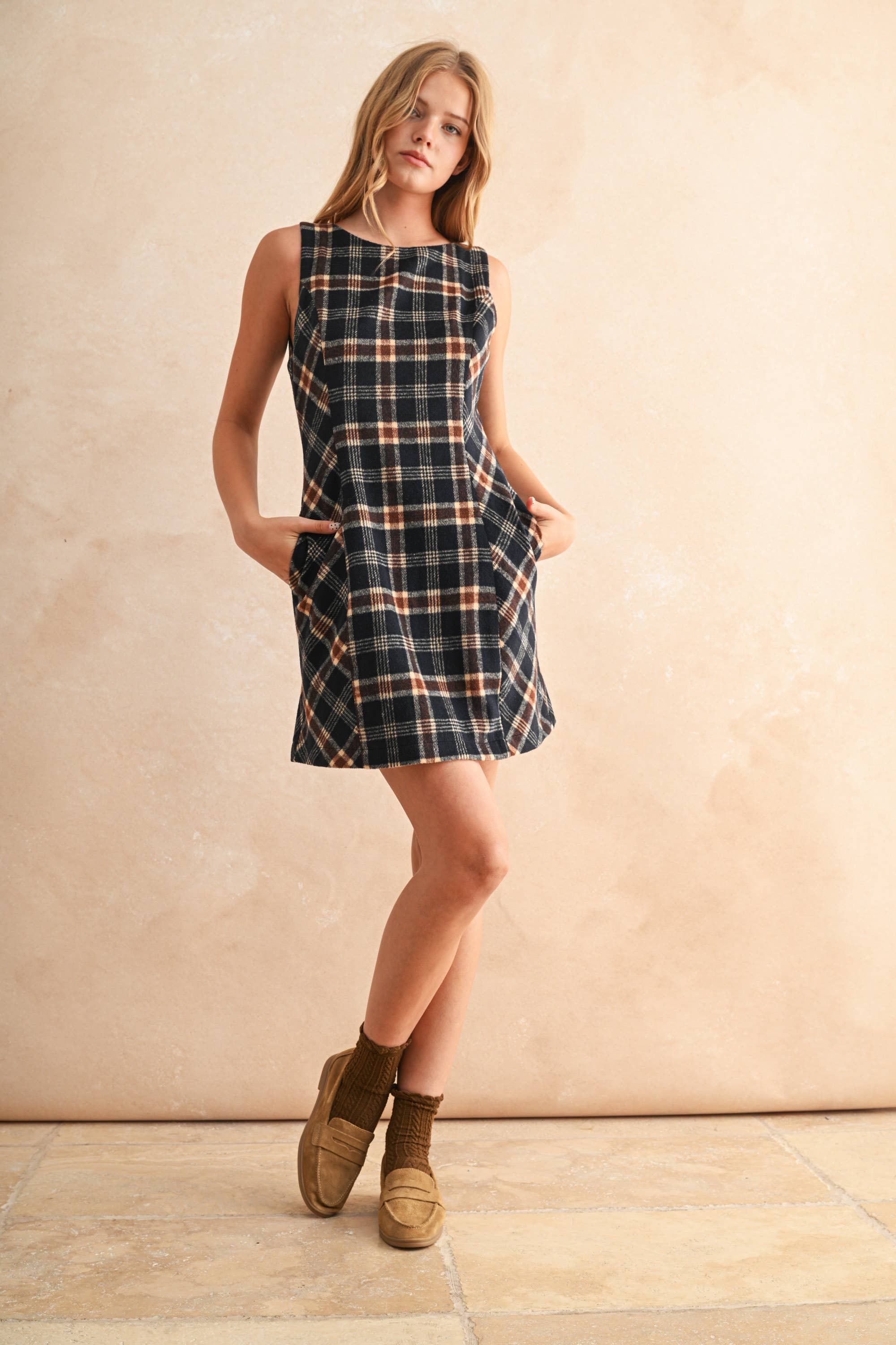 NAVY D5632   PLAID PATTERN DRESS for wholesale on Faire3